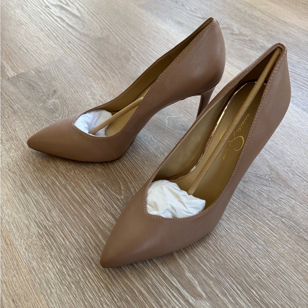 Women’s Nude pumps - Picture 4 of 6